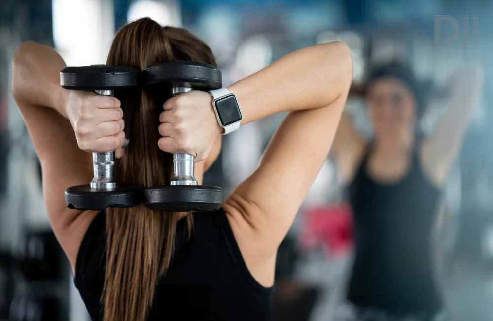 ท่าออกกำลังกายลดต้นแขน